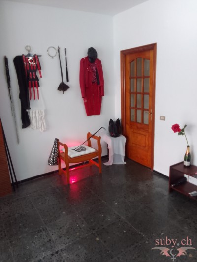 suby-balmer-bdsm-room BDSM-Spielzimmer, Santa Cruz de Tenerife.